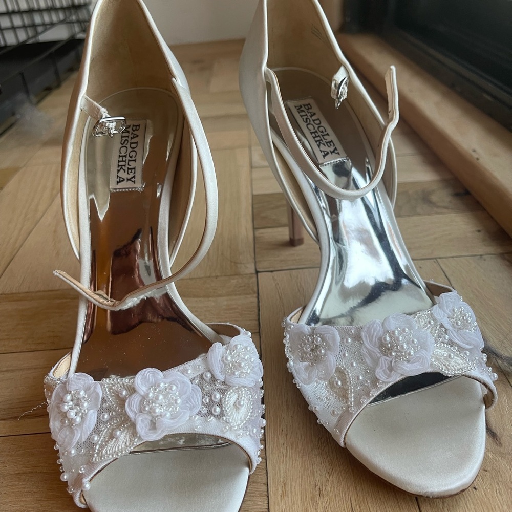 Badgley Mischka White Floral Bridal Heels